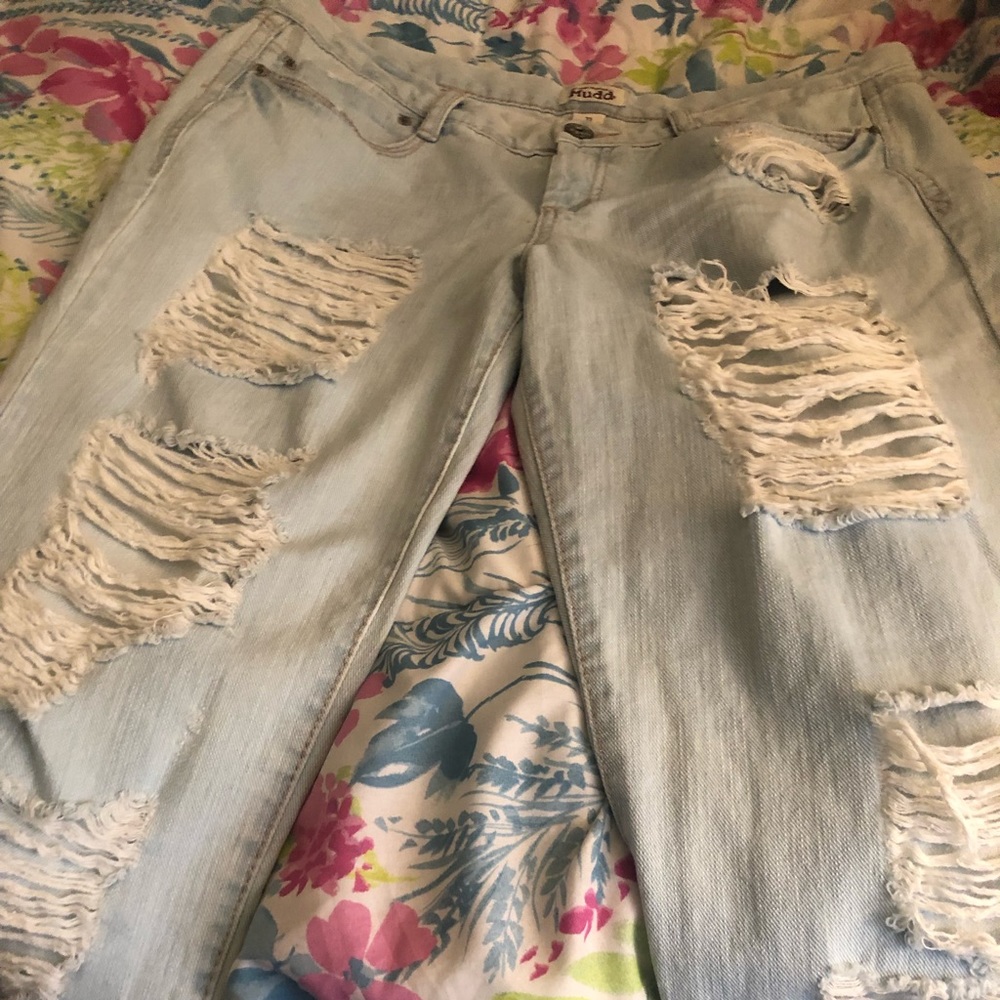 Mud seriously distressed boyfriend cropped jeans
